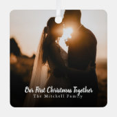 カスタムフォト文字が初めてのクリスマスを結合 メタルオーナメント (正面)