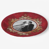 カスタムフォト赤エレガント金ゴールドバラドロップ ペーパープレート (アングル)