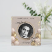 カスタムフォト金ゴールド&ベージュ誕生日招待状 招待状 (スタンド正面)