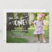 カスタムフルフォトガールファースト誕生日招待状 招待状 (正面)