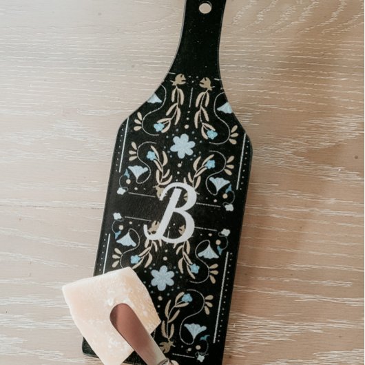 カスタムフローラブルーフォークアートチャルキュテリー カッティングボード