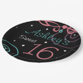 カスタムブラックスウィート16バースデーパーティープレート ペーパープレート (アングル)