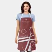 カスタムブルゴーニュ白のロゴのモットヘアツール エプロン (着用した状態)