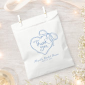 カスタムブルーホワイトハンドドローハートボウありがとう フェイバーバッグ (クリップ留めされた状態)