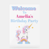 カスタムマジカルレインボーユニコーン誕生日ウェルカム アクリルサイン (正面)