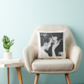 カスタムミニマル白黒カップル写真結婚の クッション (椅子)