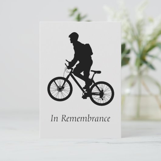 カスタムメモリアルサービスマウンテンサイクリングバイクもしくは自転車に乗る人 招待状 (スタンド正面)