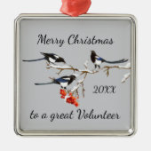 カスタムメリークリスマスボランティアのマグパイズバード メタルオーナメント (正面)