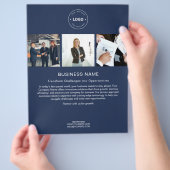 カスタムモダンロゴPhoto Blue企業の Business チラシ (手)