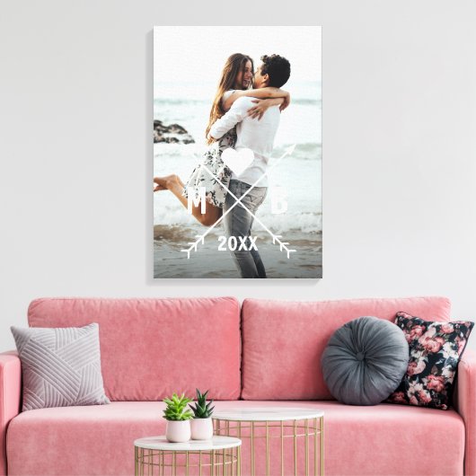 カスタムモノグラムスタイリッシュラブカップルハート矢印 キャンバスプリント (インサイチュ (リビング))