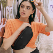 カスタムモノグラム無地のブラック ファニーパック