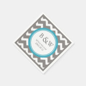 カスタムモノグラム結婚ズナプキンティール（緑がかった色）グレーシェブロン スタンダードカクテルナプキン (角)