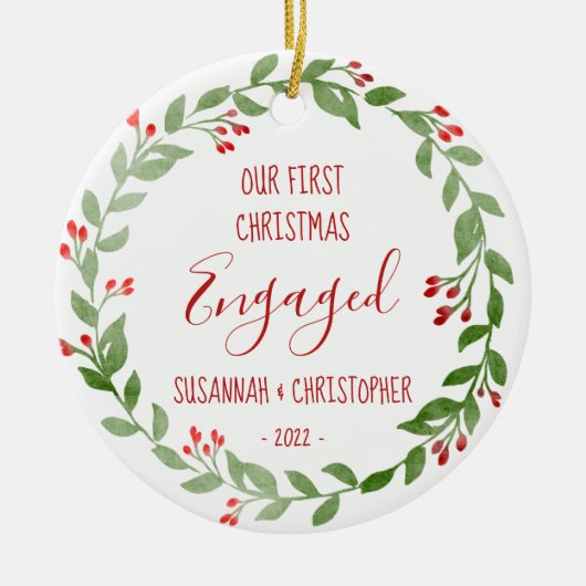 カスタムリース赤初めてのクリスマス婚約した セラミックオーナメント (正面)