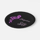 カスタムレトロ30歳の誕生日ネオンピンクフラミンゴ ペーパープレート (アングル)