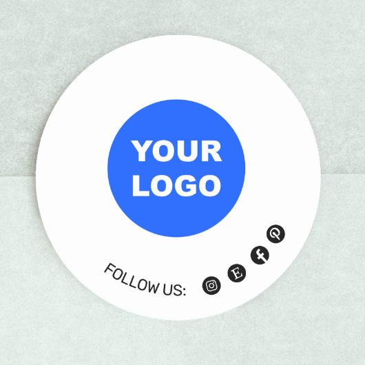 カスタムロゴを白無地のソーシャルメディアに追加 ラウンドシール