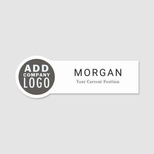 カスタムロゴカンパニーの社員 名札 (正面)