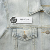 カスタムロゴカンパニーの社員 名札 (インサイチュ)