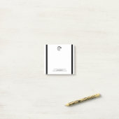 カスタムロゴビジネスモダンブランディングブラック縁ど ポストイット (デスク上)