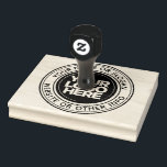 カスタムロゴ大型スタンプ ラバースタンプ<br><div class="desc">独自のカスタムBusiness Logo大規模な4"x5"ラバーインクスタンプを作成する会社名、スローガン、ウェブサイトまたは任意のパーソナライズされた文字。ビジネスロゴ、写真、クリップアート、または画像をアップロードする。このラウンドユニークラバーパーソナライズされたスタンプのテンプレートデザインで自分のオフィスのギフトをはっきりした作りなさい。最小注文なし。カスタムロゴ，ゴム印，会社名，スローガン，ウェブサイト，パーソナライズされた文字，オフィスギフト，ラウンドスタンプデザイン，スタッはっきりしたプ，ギフトパーソナライズされた</div>