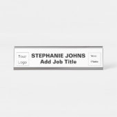 カスタムロゴ従業員フォトシンプル白黒 デスクネームプレート (正面)