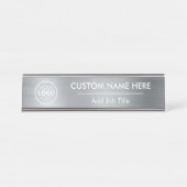 カスタムロゴ金属スタイル銀 デスクネームプレート (正面)