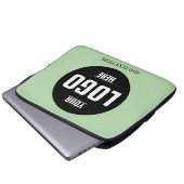 カスタムロゴ ネオプレン ラップトップ スリーブ – 13インチ (正面下部)