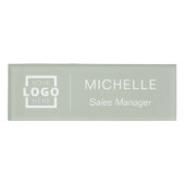 カスタムロゴSage Green Business Employee Staff 名札 (正面)