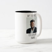 カスタム写真と同僚の名前お気に入りの付け ツートーンマグカップ (正面右)