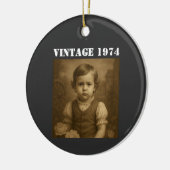 カスタム写真と年のヴィンテージパーソナライズされた セラミックオーナメント (左)
