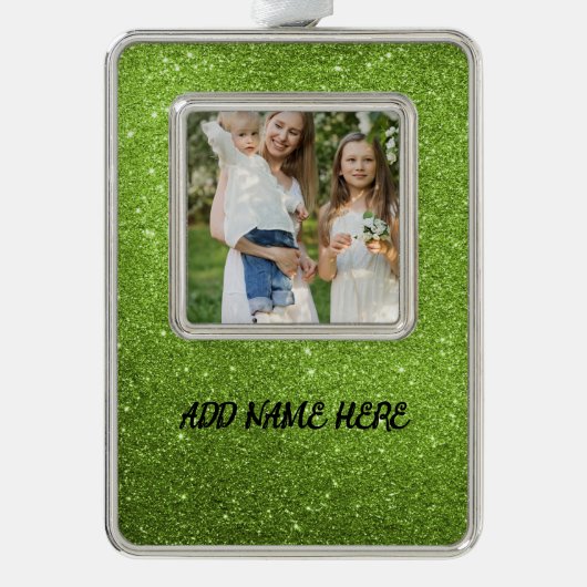 カスタム写真と文字グリーングリッター シルバープレートフレームオーナメント (正面)