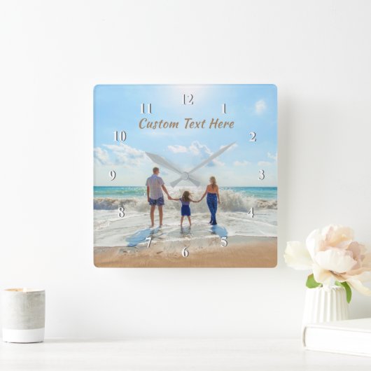 カスタム写真と文字時計 – ファミすごいリ スクエア壁時計 (ホーム)