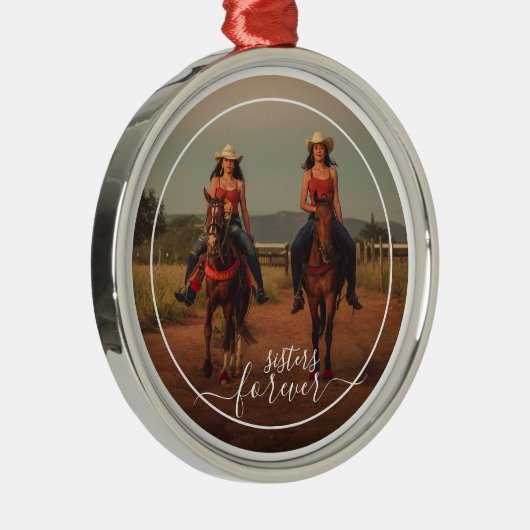 カスタム写真テンプレートパーソナライズされたシスターズフォーエバー メタルオーナメント (右)