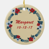 カスタム写真名日付北欧フローラリース セラミックオーナメント (裏面)