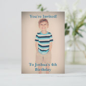 カスタム写真子供の誕生日招待状 青いテキスト 招待状 (スタンド正面)