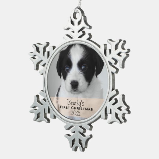 カスタム写真年の子犬の初めてのクリスマス スノーフレークピューターオーナメント (右)