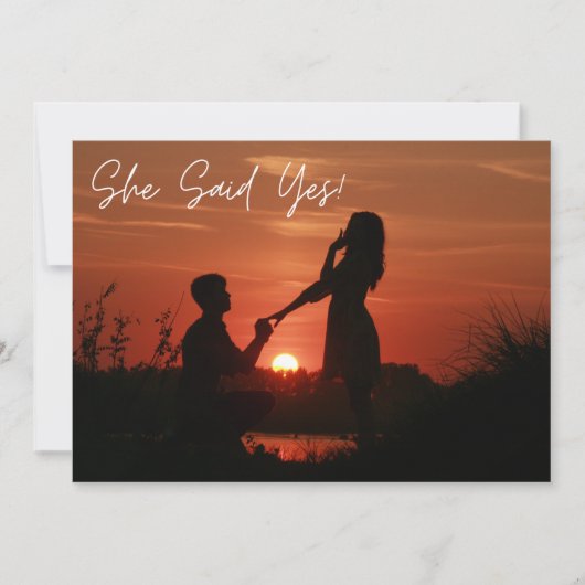 カスタム写真彼女が言ったYesエレガントタイポグラフィ 招待状 (正面)