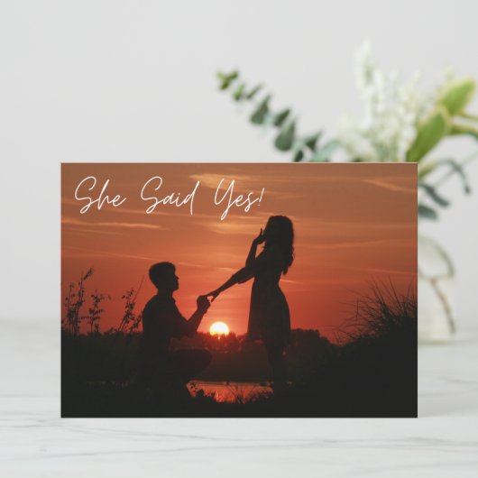 カスタム写真彼女が言ったYesエレガントタイポグラフィ 招待状 (スタンド正面)