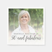 カスタム写真50と素晴らしい誕生日パーティー スタンダードカクテルナプキン (正面)