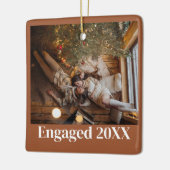 カスタム初めてのクリスマス対婚約した写真 セラミックオーナメント (左)