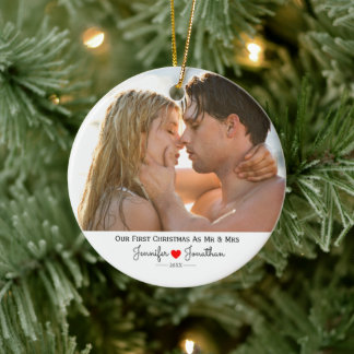 カスタム初めてのクリスマス結婚した セラミックオーナメント