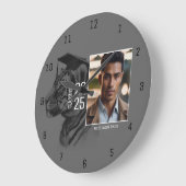 カスタム卒業写真 ラージ壁時計 (傾斜)