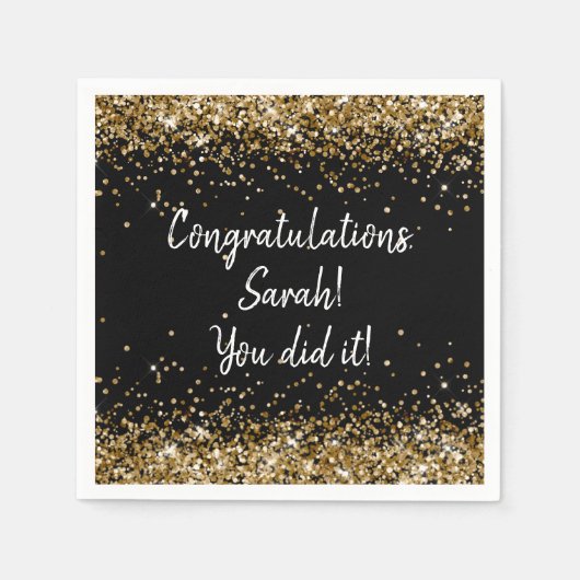 カスタム卒業式パーティクパーソナライズされたラック&金ゴールド スタンダードカクテルナプキン (正面)