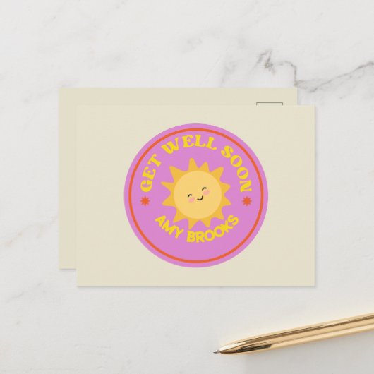 カスタム名の「早く回復して」テキスト　紫色の背景に太陽 ポストカード (正面/裏面インサイチュ)