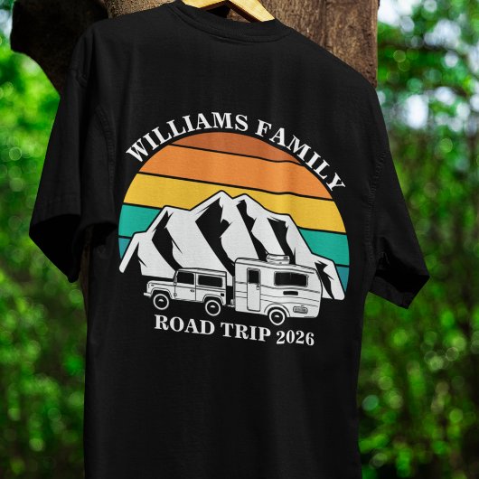 カスタム名入り 家族バケーション 山 旅行 Tシャツ