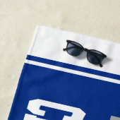 カスタム名前の追加クロスカントリーランニングランナーのチーム ビーチタオル (インサイチュ)