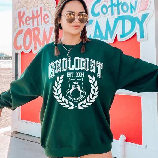 カスタム地質学卒業Est 2024大学 スウェットシャツ