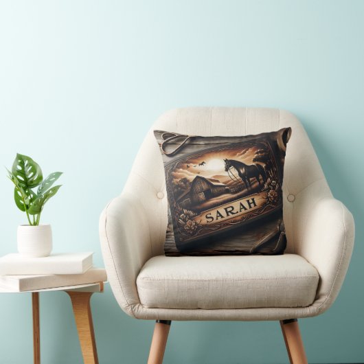 カスタム夕暮れ時の馬と納屋の木彫り クッション (椅子)