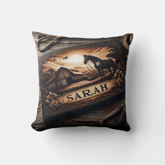 カスタム夕暮れ時の馬と納屋の木彫り クッション (正面)