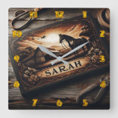 カスタム夕暮れ時の馬と納屋の木彫り スクエア壁時計 (正面)