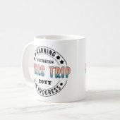 カスタム女子の旅行進行中のグラデーションおもしろい コーヒーマグカップ (正面左)